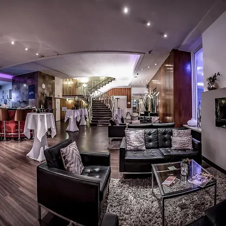 Schlosshotel Kassel Otel 4*