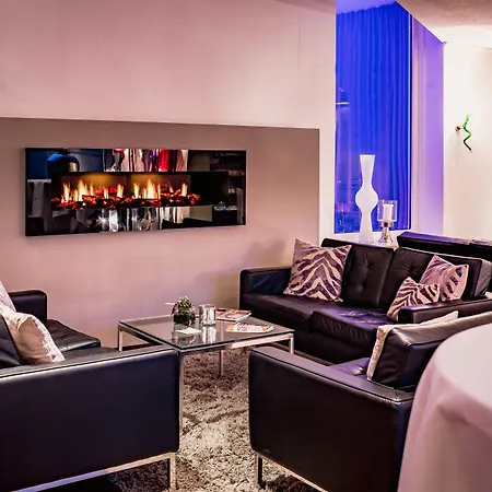 Schlosshotel Kassel 4*