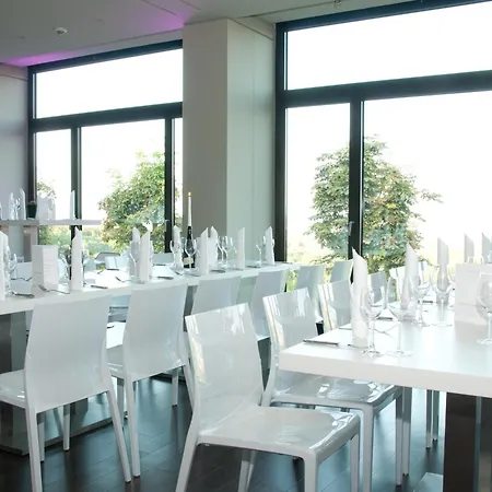 Schlosshotel Kassel 4*