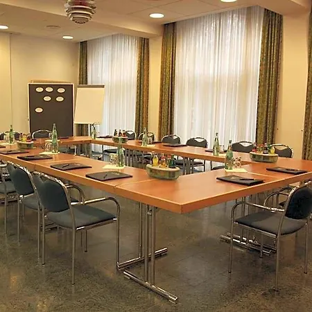 Schlosshotel Kassel Hotel 4*