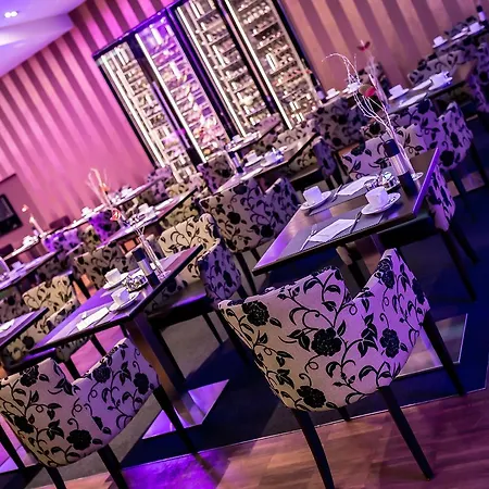 Hotell Schlosshotel Kassel 4*