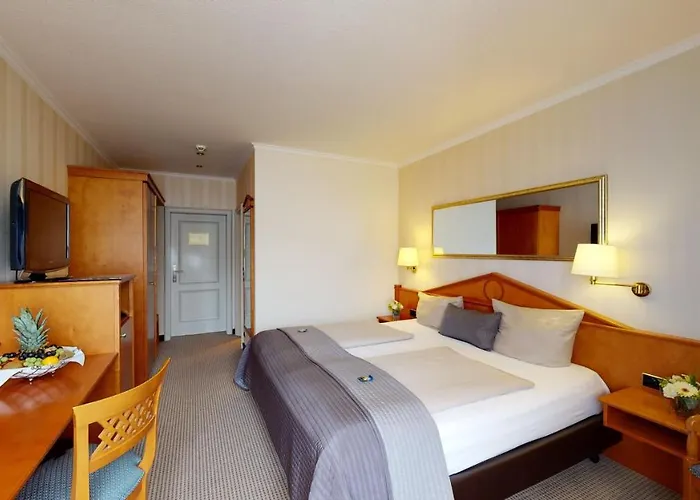 Schlosshotel Kassel 4*