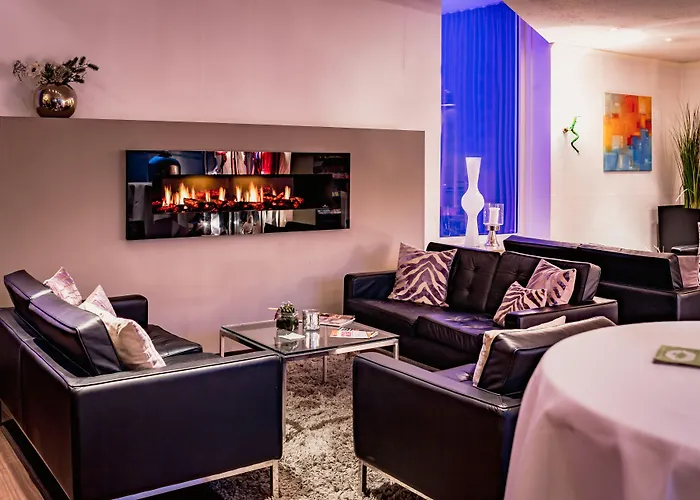 Schlosshotel Kassel 4*