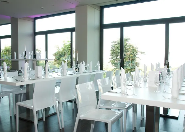 Schlosshotel Kassel 4*